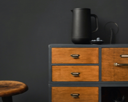 Urban Jungle Möbel selber streichen mit hochwertigen Holzfarben